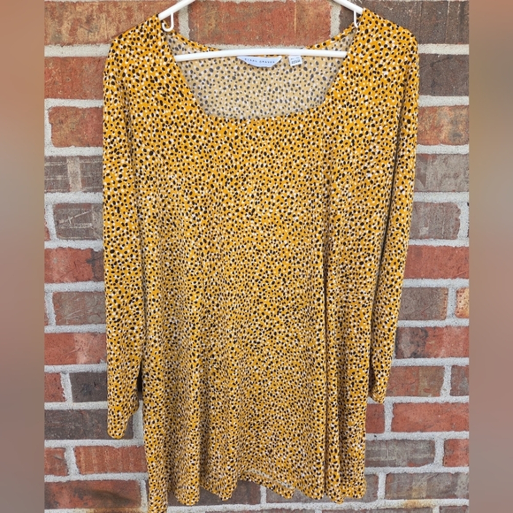 Susan Graver Women's Wheat Yellow, Black And White Patterned Top Size XL